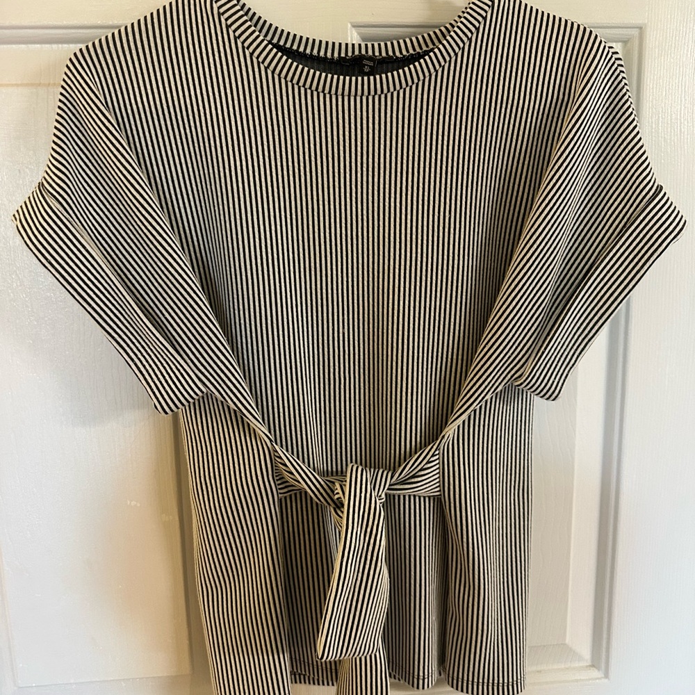 Express Black and White Striped Tie-Front Tee
